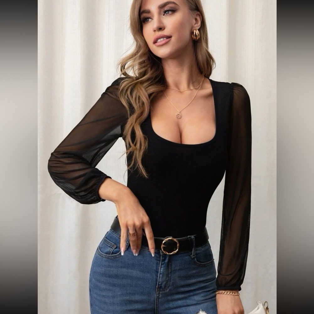 SHEIN Prive Contrast Mesh Lattern Sleeve Scoop Neck Top